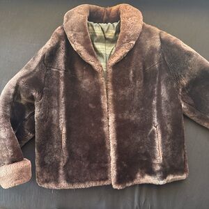 Luxurious VINTAGE Brown mouton Fur Coat size  smaller medium ✨